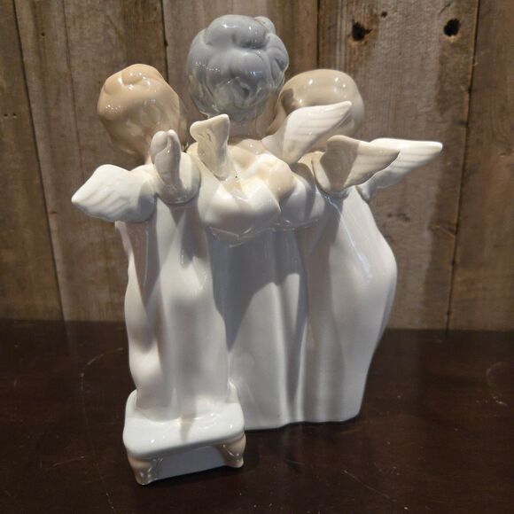 Lladro #4542 'Angels Group' 3 Choir Boys Singing 7" Figurine Religious Children - Picture 4 of 9